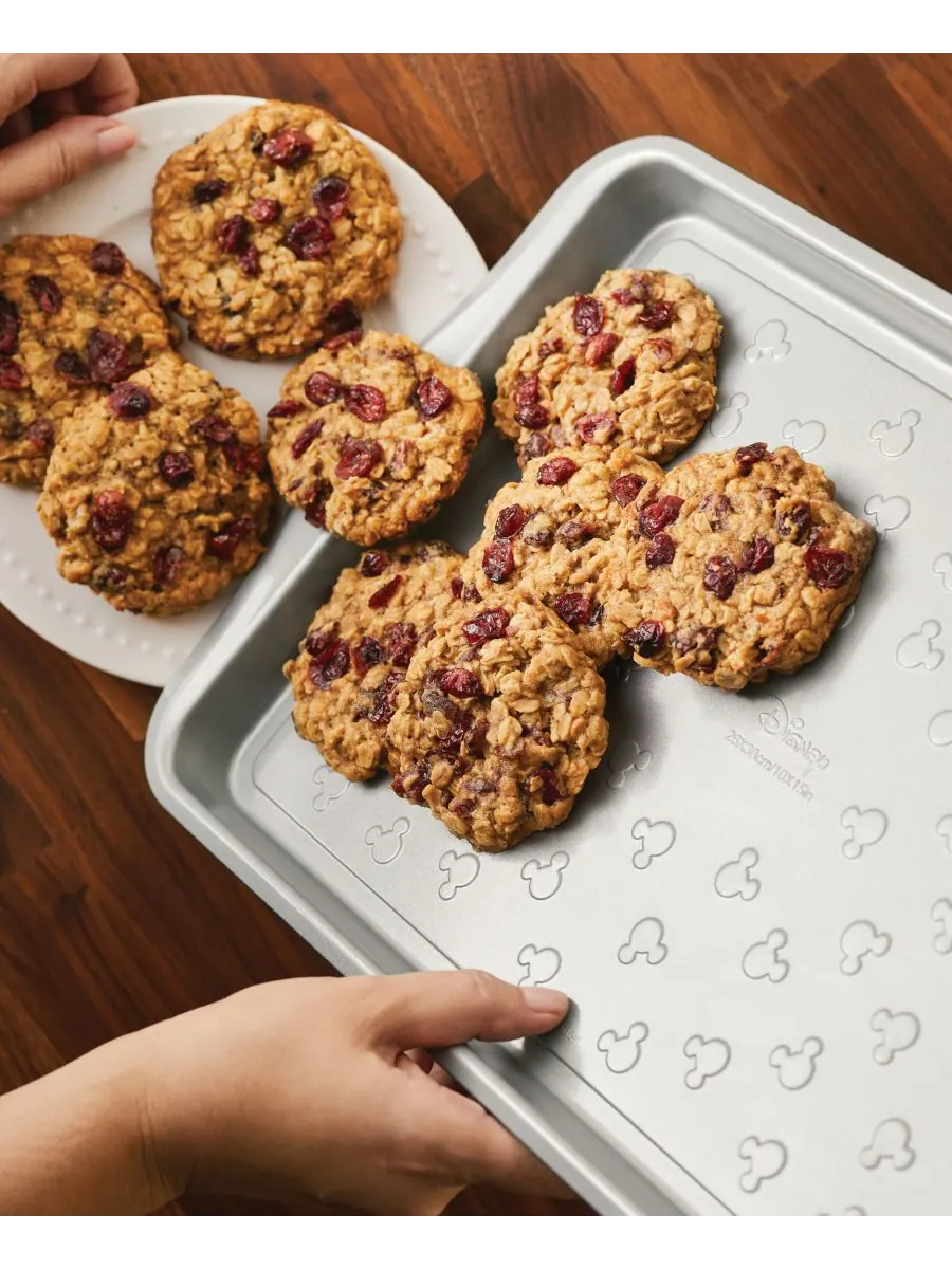 Набор посуды для выпечки Disney Bake with Mickey Mouse из 4 предметов Farberware — изображение 4 из 10, черный