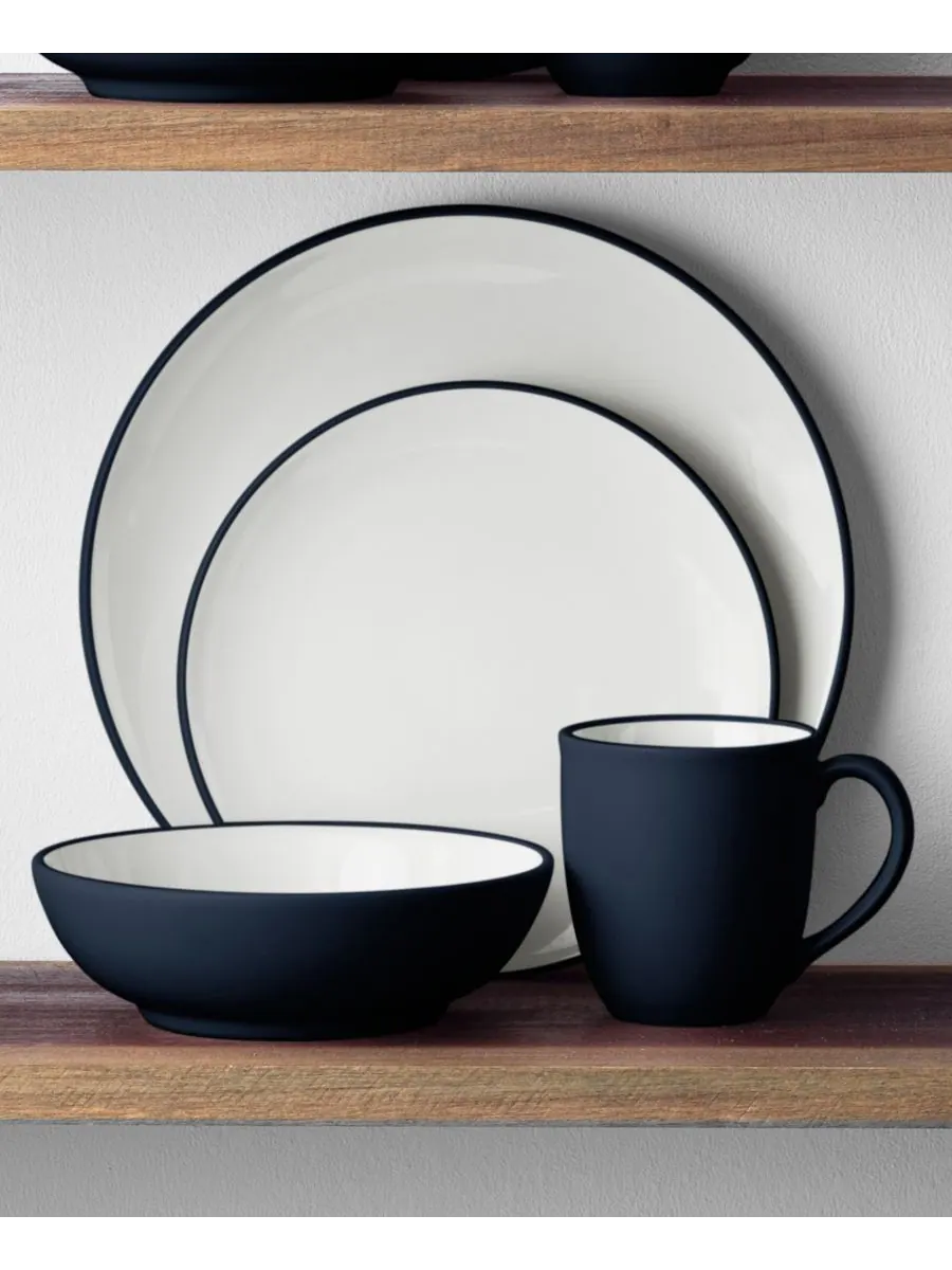 Набор из 4 салатных тарелок Colorwave Coupe Noritake — изображение 8 из 10, темно-синий