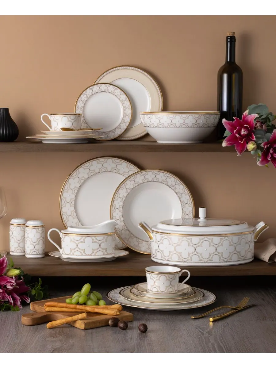 Noritake Овощная миска Trefolio Gold с крышкой, 67 унций — изображение 7 из 9, золото