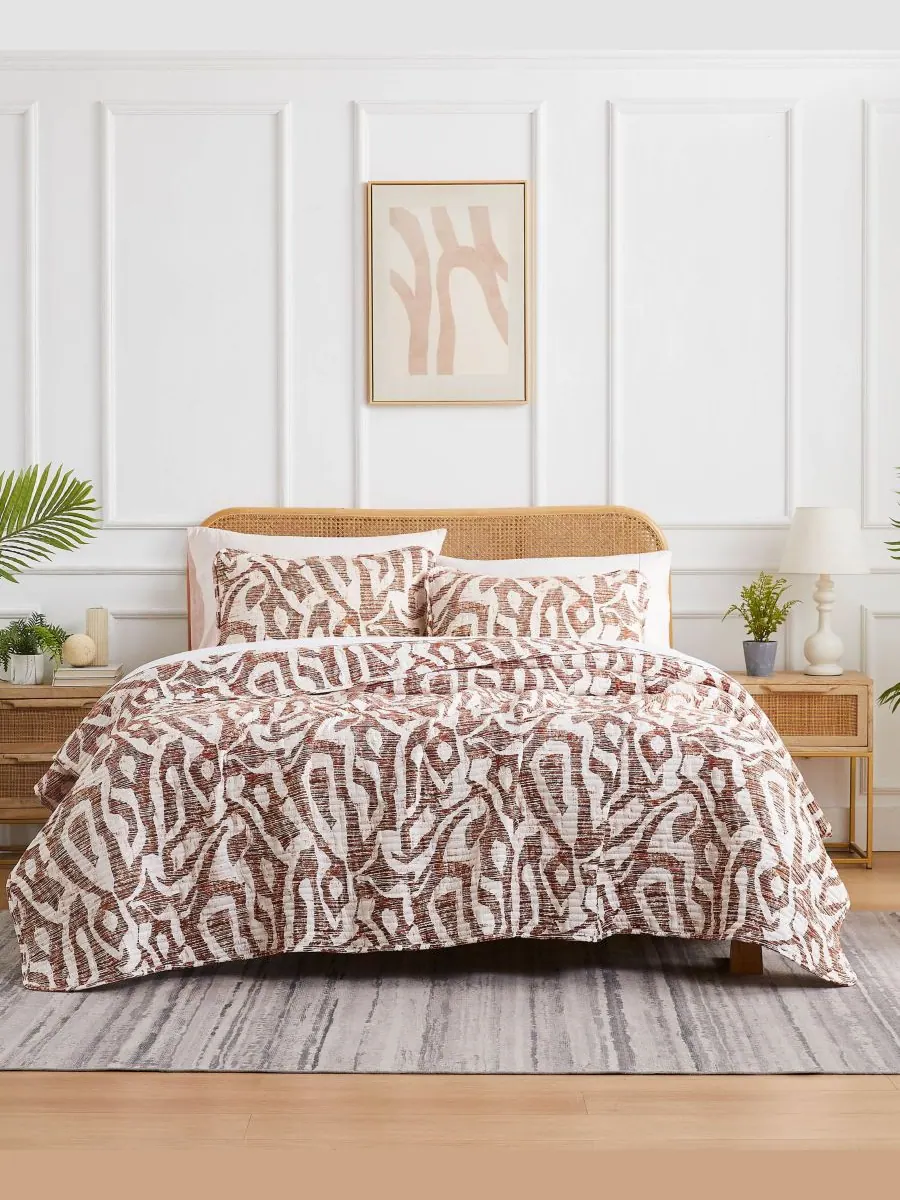 Комплект стеганого одеяла большого размера "Хари" Southshore Fine Linens — изображение 1 из 4, красный
