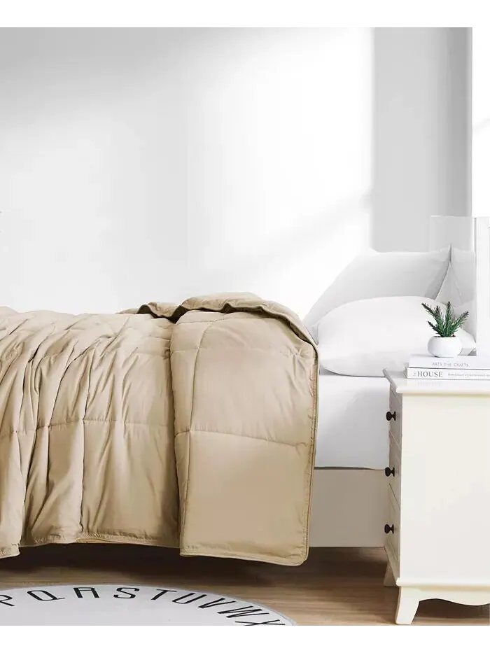 Всесезонное альтернативное пуховое одеяло премиум-класса Southshore Fine Linens — изображение 3 из 5, светлый бежевый