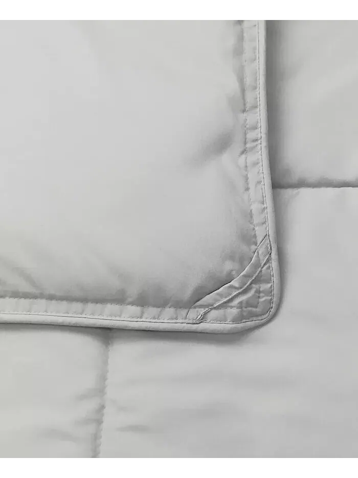 Всесезонное альтернативное пуховое одеяло премиум-класса Southshore Fine Linens — изображение 4 из 5, светлый серый