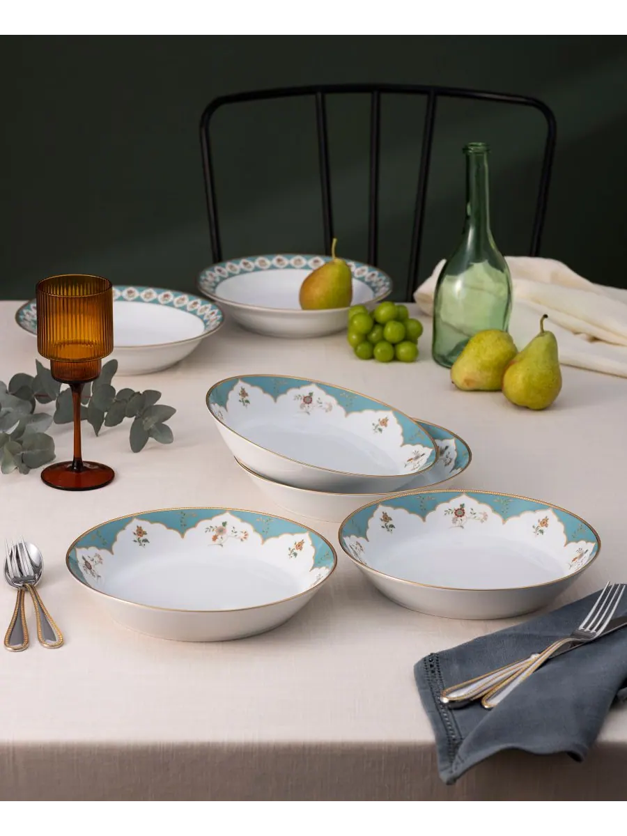 Набор из 4 обеденных тарелок Lodi's Morning Coupe, 9-3/4 дюйма, 43 унции Noritake — изображение 2 из 4, синий