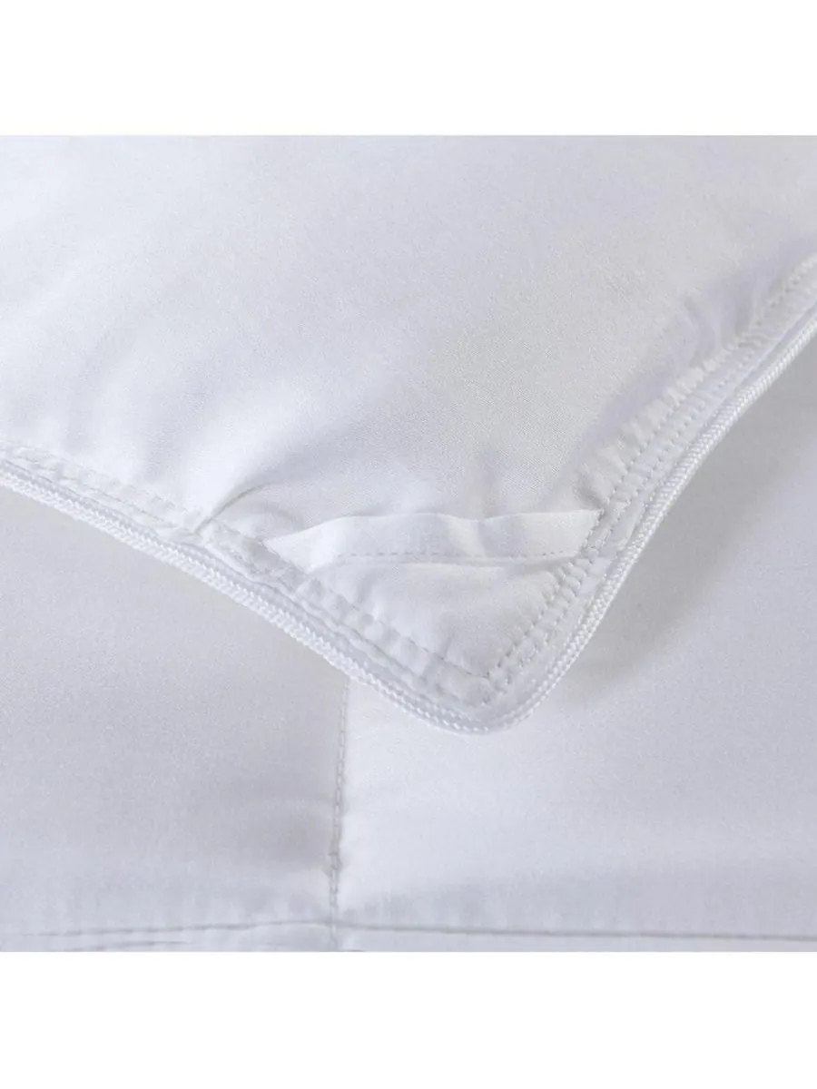 Охлаждающее вискозное одеяло из бамбука, размер Full/Queen Egyptian Linens — изображение 3 из 3, белый
