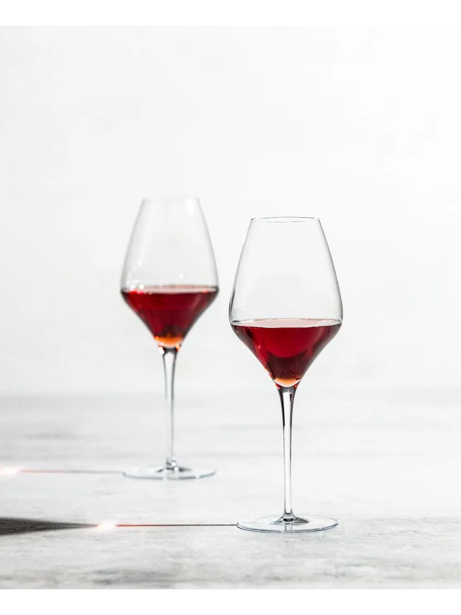Набор из 2 дегустационных бокалов Alloro ручной работы объемом 17,1 унции Zwiesel Glas — изображение 3 из 7, прозрачный
