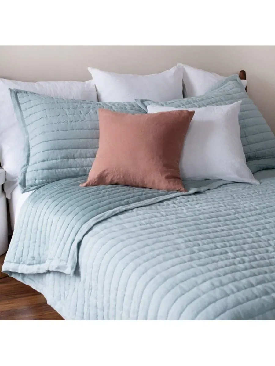 Стеганое одеяло из французского льна с наволочками, Twin/Twin XL Bokser Home, Wave — изображение 4 из 11