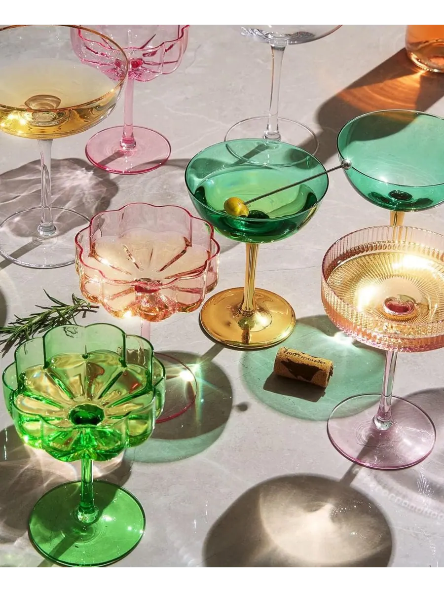Набор из 2 коктейльных бокалов Flower Coupe The Wine Savant — изображение 5 из 6, розовый
