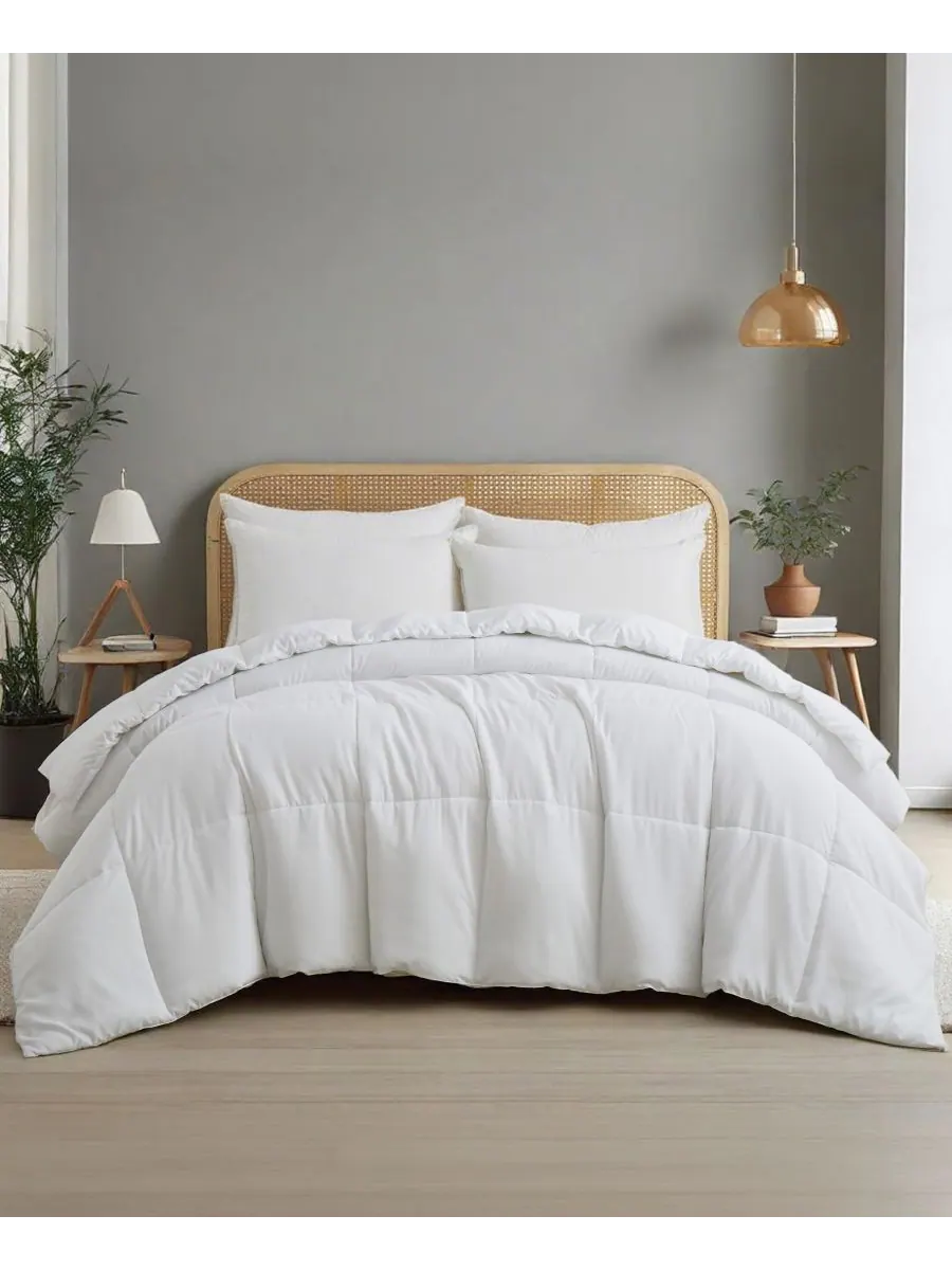 Одеяло Ultimate Comfort из легкого искусственного пуха, размер Twin UNIKOME — изображение 5 из 6, белый
