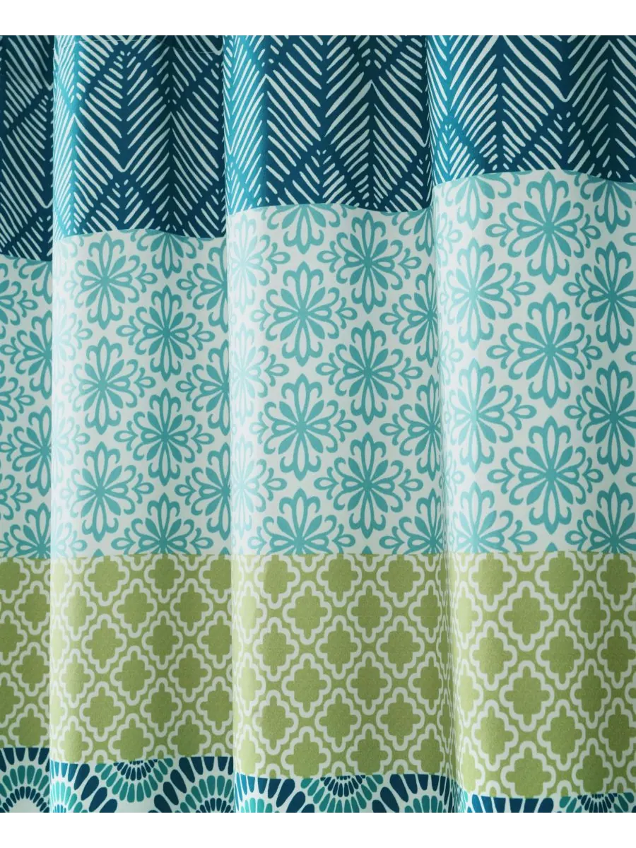 Занавеска для душа в богемную полоску, 72 x 72 дюйма Lush Décor — изображение 5 из 8, синий