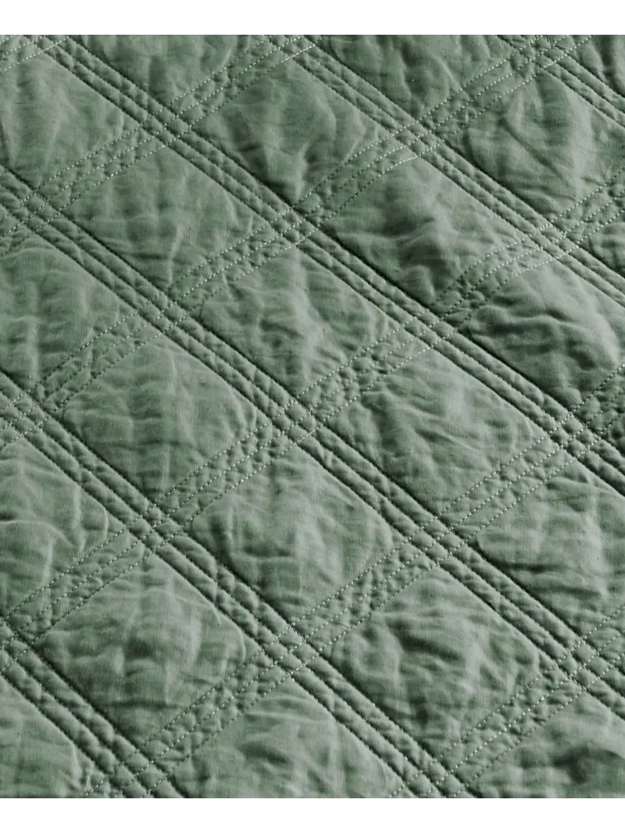 Двустороннее стеганое покрывало из стираного льна, 50 x 60 дюймов Levtex — изображение 8 из 8, темно-серый