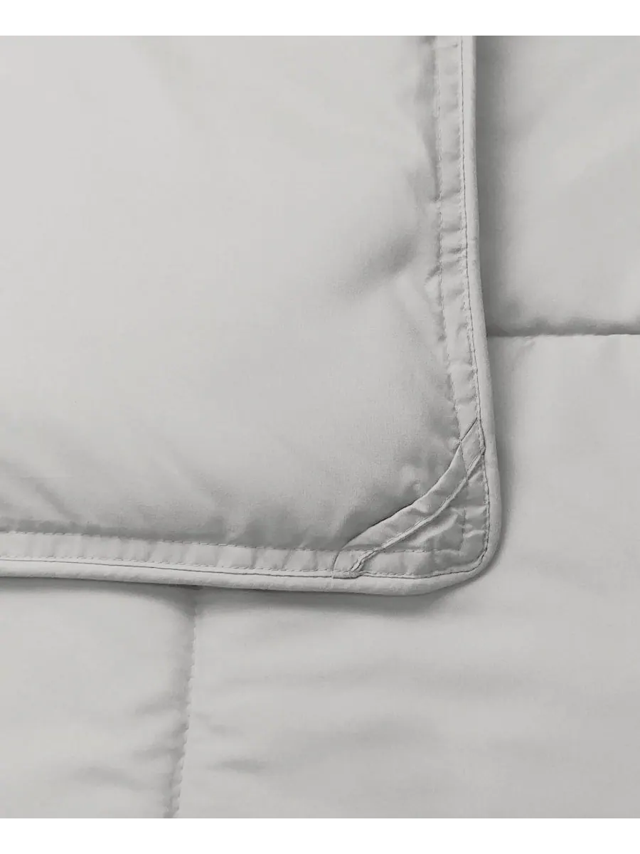 Одеяло премиум-класса с наполнителем, имитирующим пух, размер Twin Southshore Fine Linens — изображение 5 из 5, светлый серый