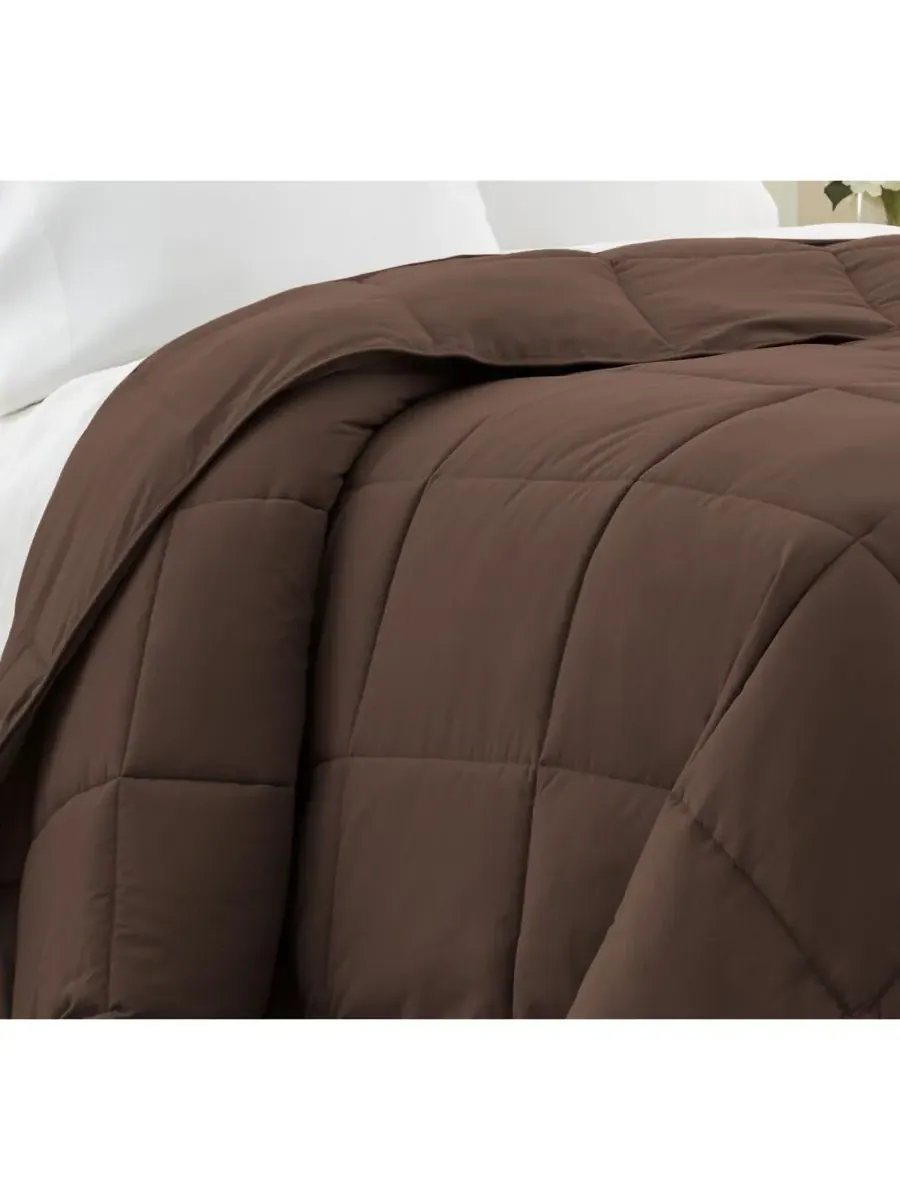 Премиальное одеяло с наполнителем, имитирующим пух, размер King Southshore Fine Linens — изображение 2 из 2, коричневый