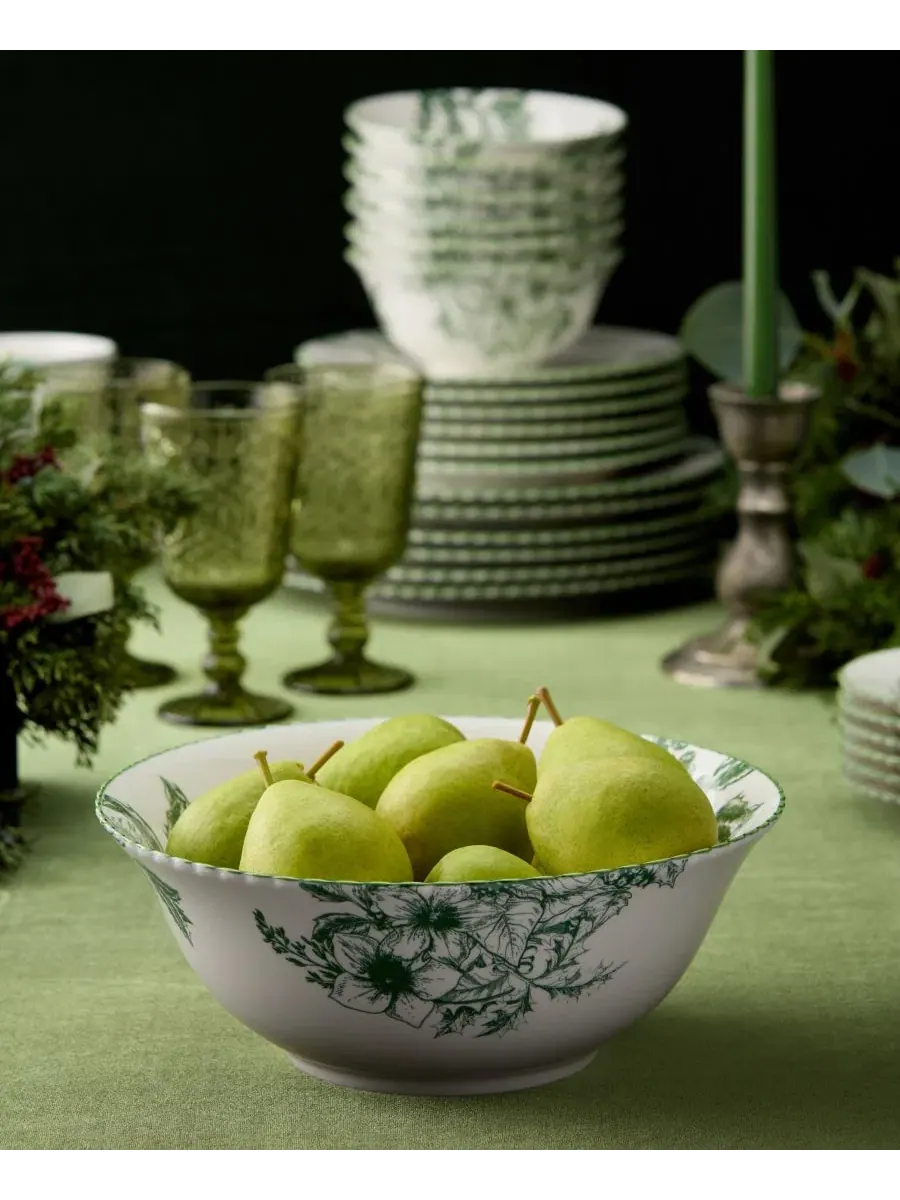 Глубокая миска из фарфора, 25 см, 2,5 л, с ботаническим принтом, Winter Evergreen Deep Bowl — изображение 4 из 4, зеленый