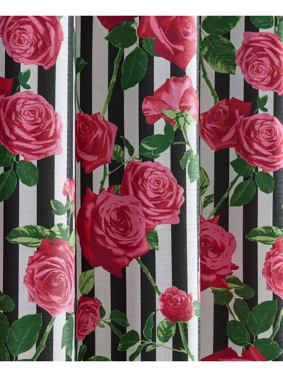 Шторка для ванной с принтом Avantgarde Rose Betsey Johnson — изображение 4 из 4, белый розовый зеленый