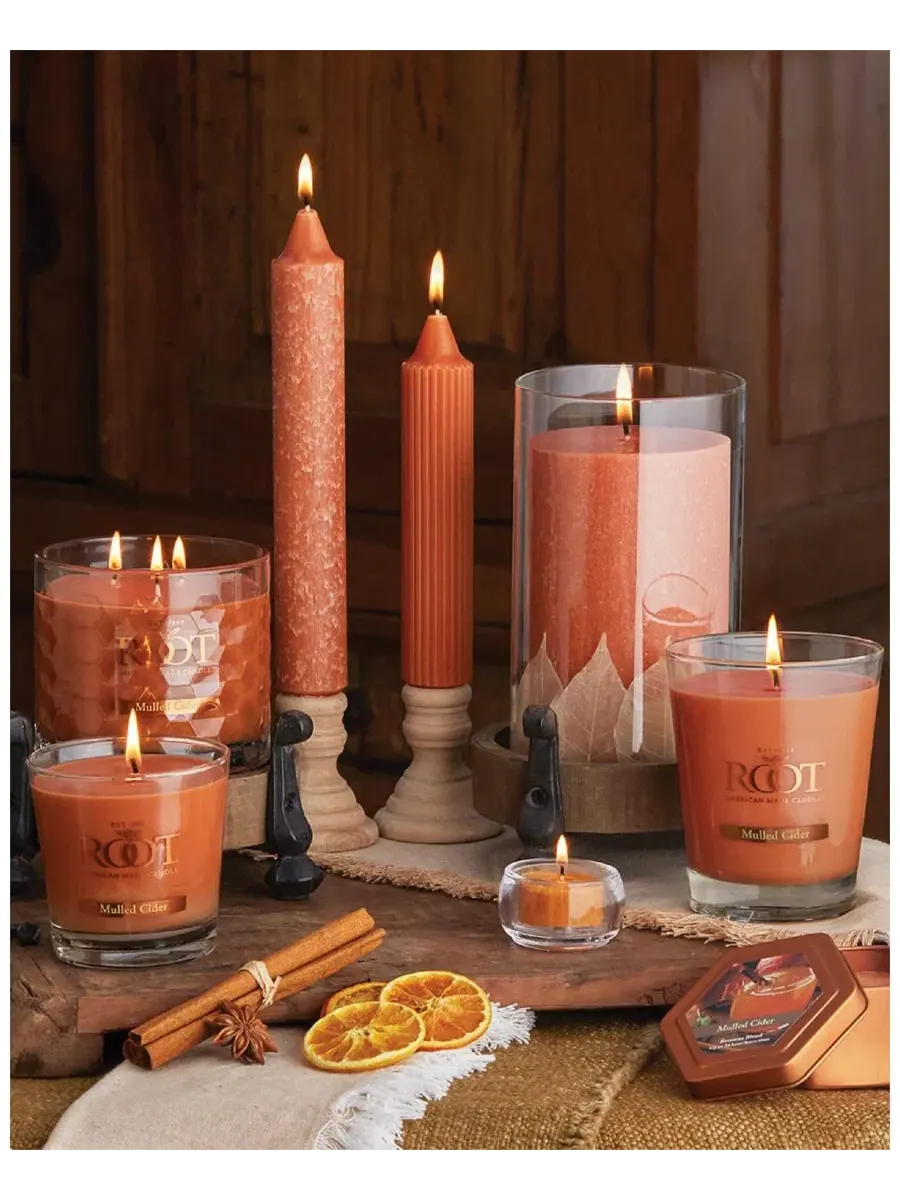 Набор из 4 конусных свечей Grecian Collenette 18 см Root Candles, ржавый — изображение 4 из 5, красный