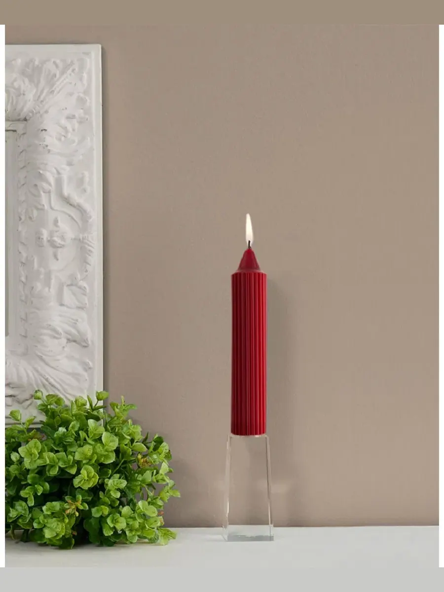 Набор из 4 конусных свечей Grecian Collenette 18 см Root Candles, гранатовый — изображение 3 из 4