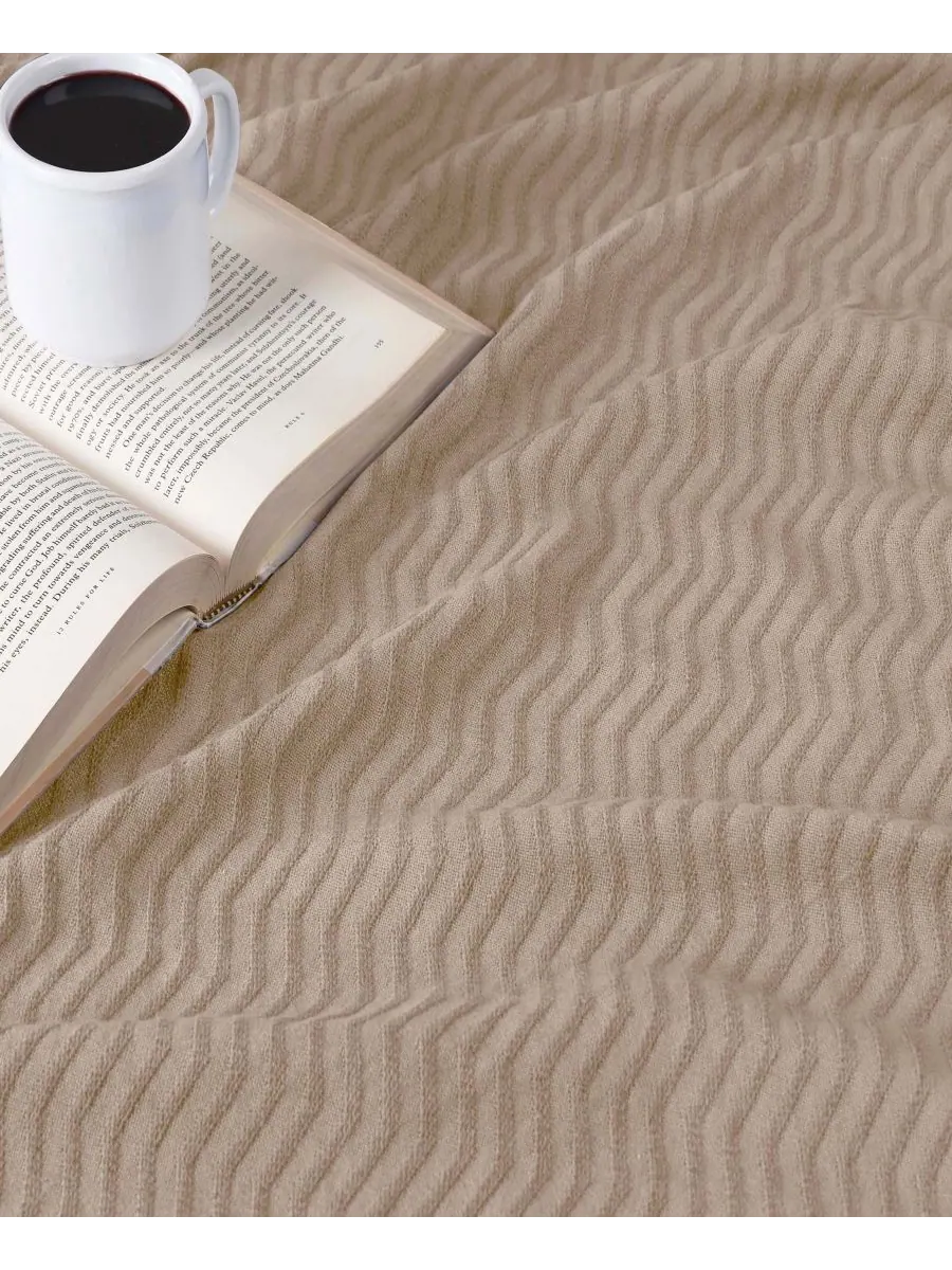 Легкое тканое одеяло Jena Cotton Textured Chevron, размер Twin Superior — изображение 5 из 7, хаки