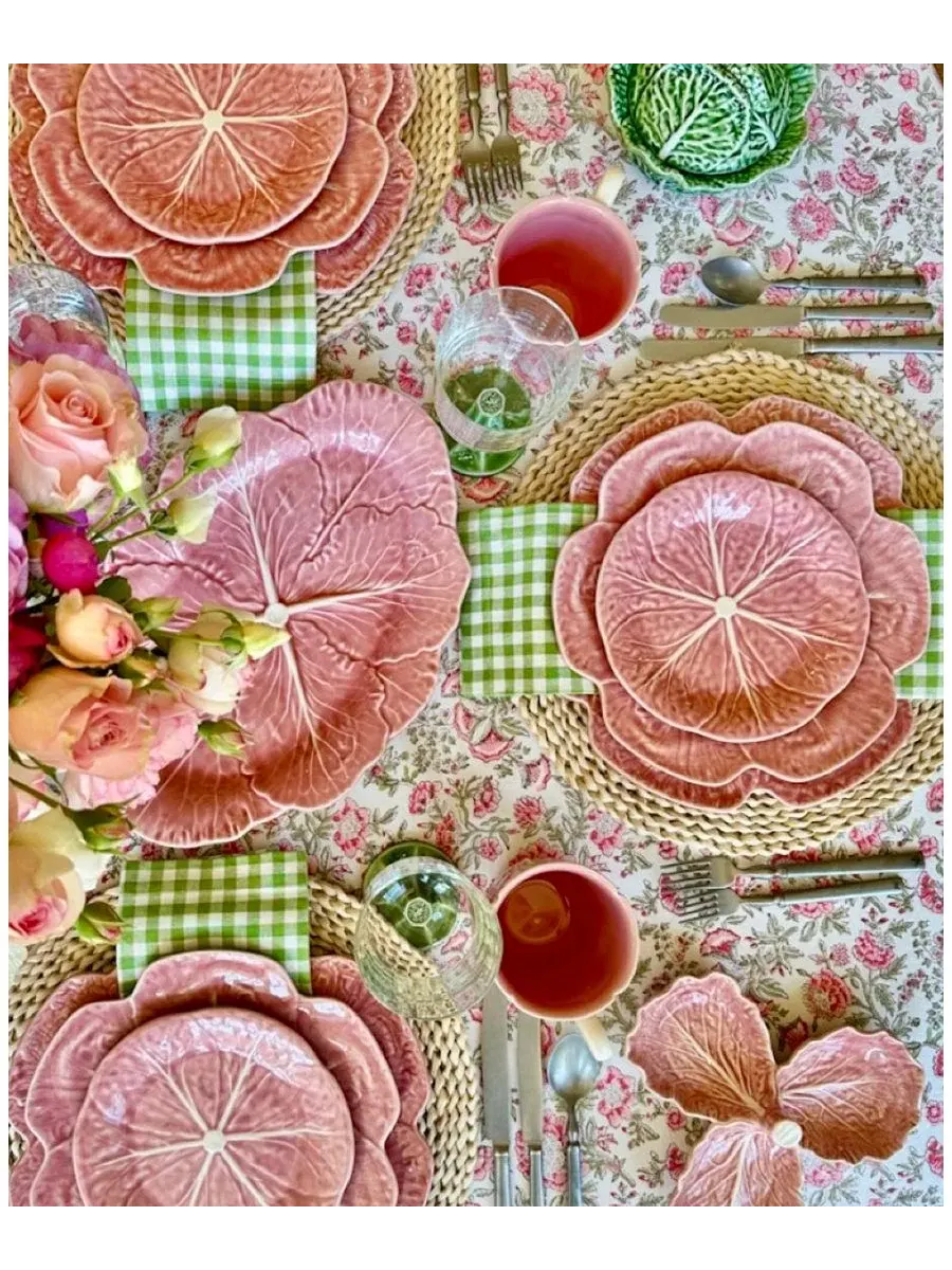 Большое овальное блюдо Cabbage Pink Bordallo Pinheiro — изображение 3 из 6, розовый