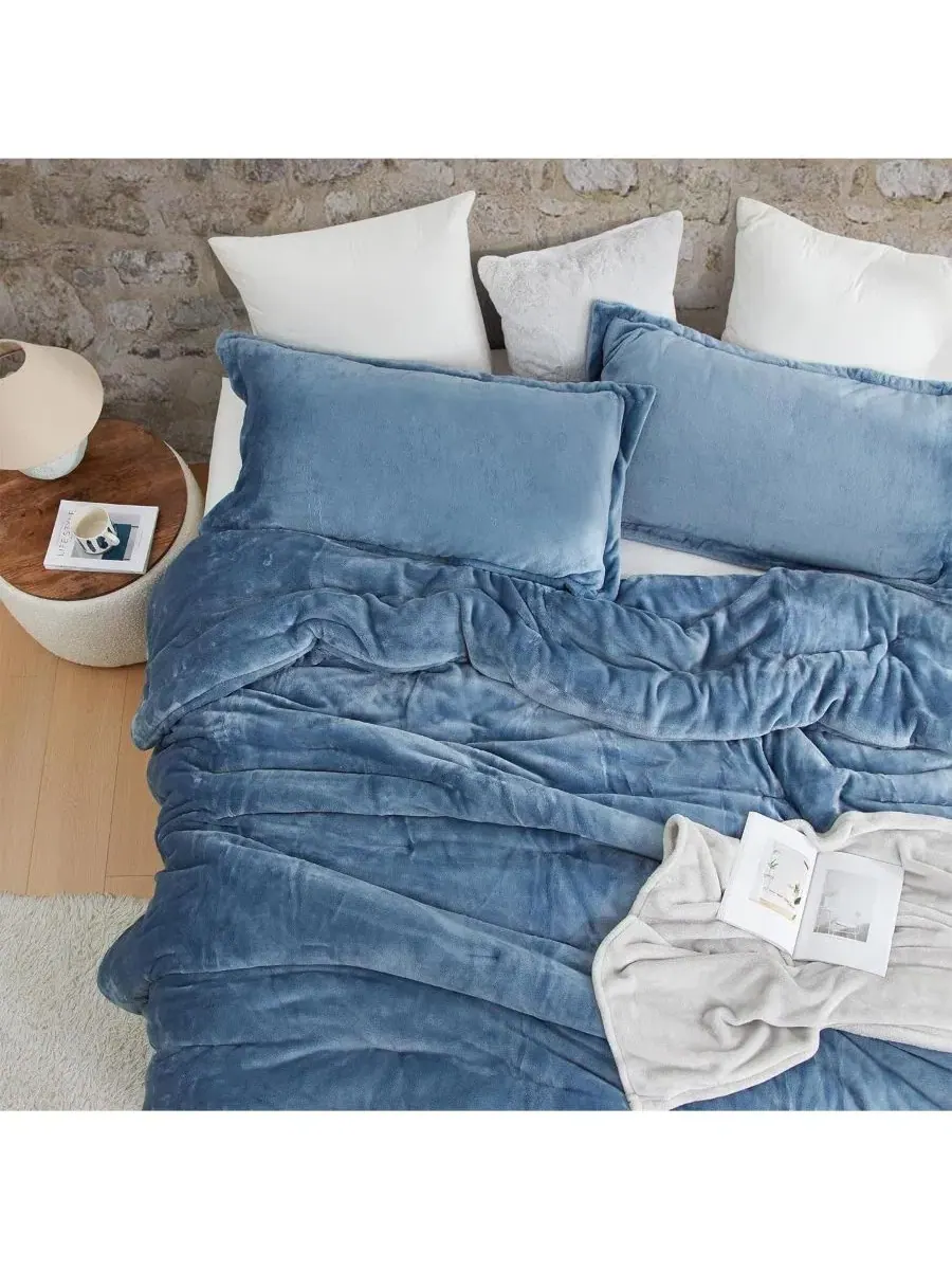 Одеяло-комфортер King XL с наволочками, Me Sooo Comfy Coma Inducer — изображение 3 из 3, синий