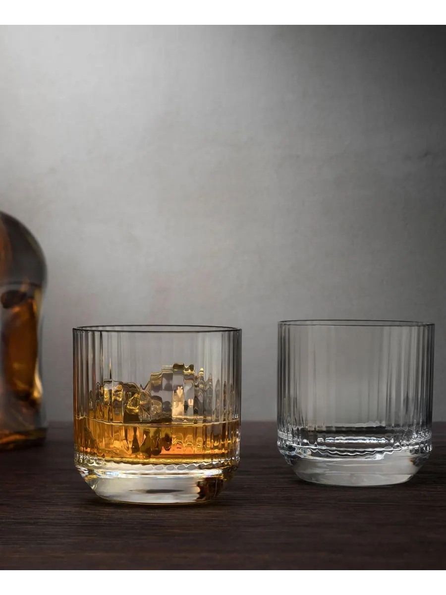 Набор из 4 бокалов для виски Big Top Double Old Fashioned объемом 9,25 унций (273 мл) Nude Glass — изображение 3 из 3
