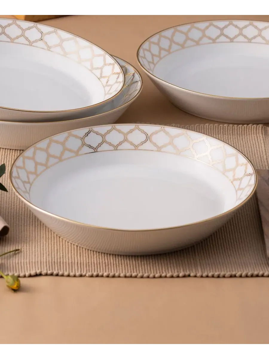 Набор из 4 обеденных тарелок Noritake Eternal Palace с ободком, 25 см — изображение 3 из 4, золото