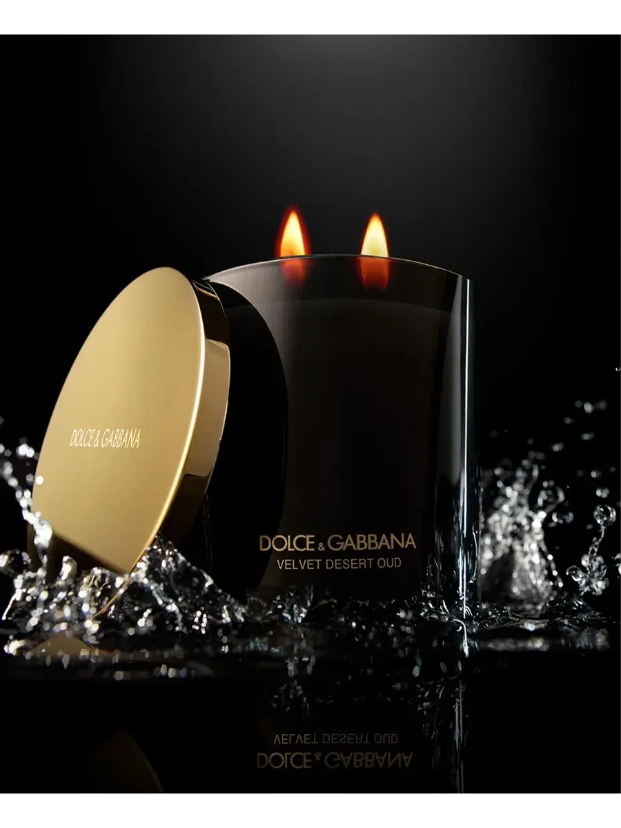Ароматическая свеча Velvet Desert Oud, 240 г Dolce&Gabbana — изображение 4 из 4, нет цвета