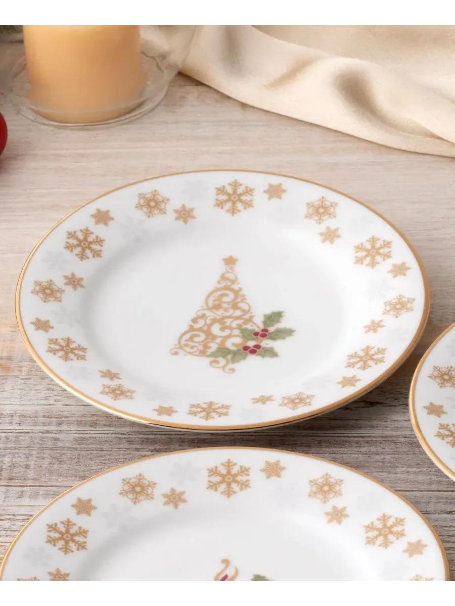 Набор из 4 праздничных тарелок для закусок Holly & Berry Gold, 16 см Noritake — изображение 3 из 11, белый/зеленый/красный