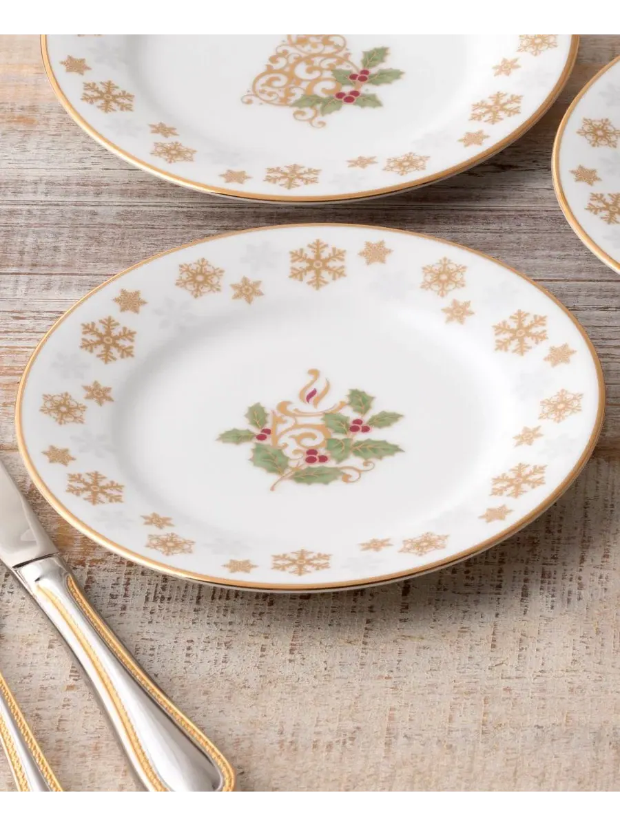 Набор из 4 праздничных тарелок для закусок Holly & Berry Gold, 16 см Noritake — изображение 5 из 11, белый/зеленый/красный