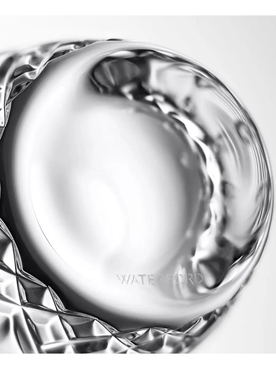 Набор из 2 бутылок Lismore Essence Hiball объемом 16 унций Waterford — изображение 4 из 4, прозрачный