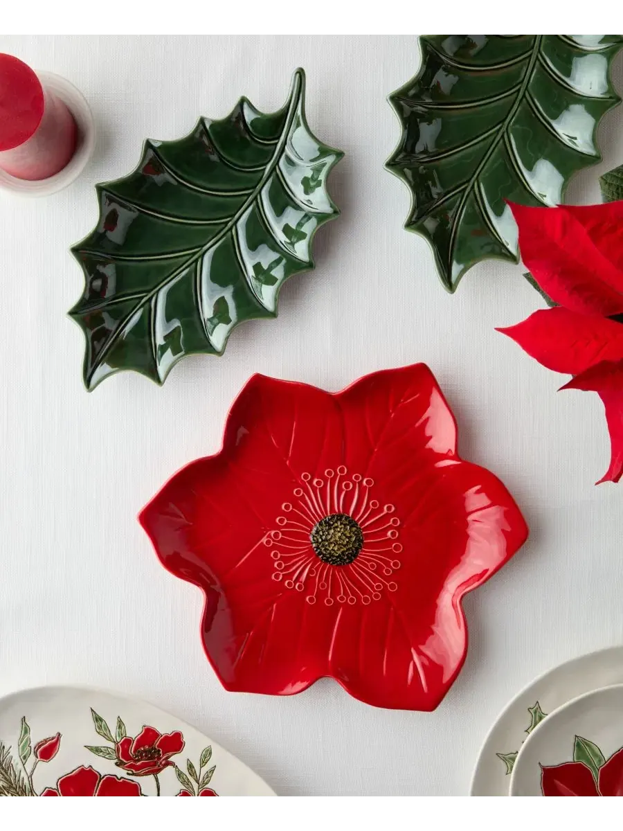 Праздничное блюдо-пуансеттия Festive Blooms Poinsettia, 33 см, керамика Certified International — изображение 3 из 5, мульти