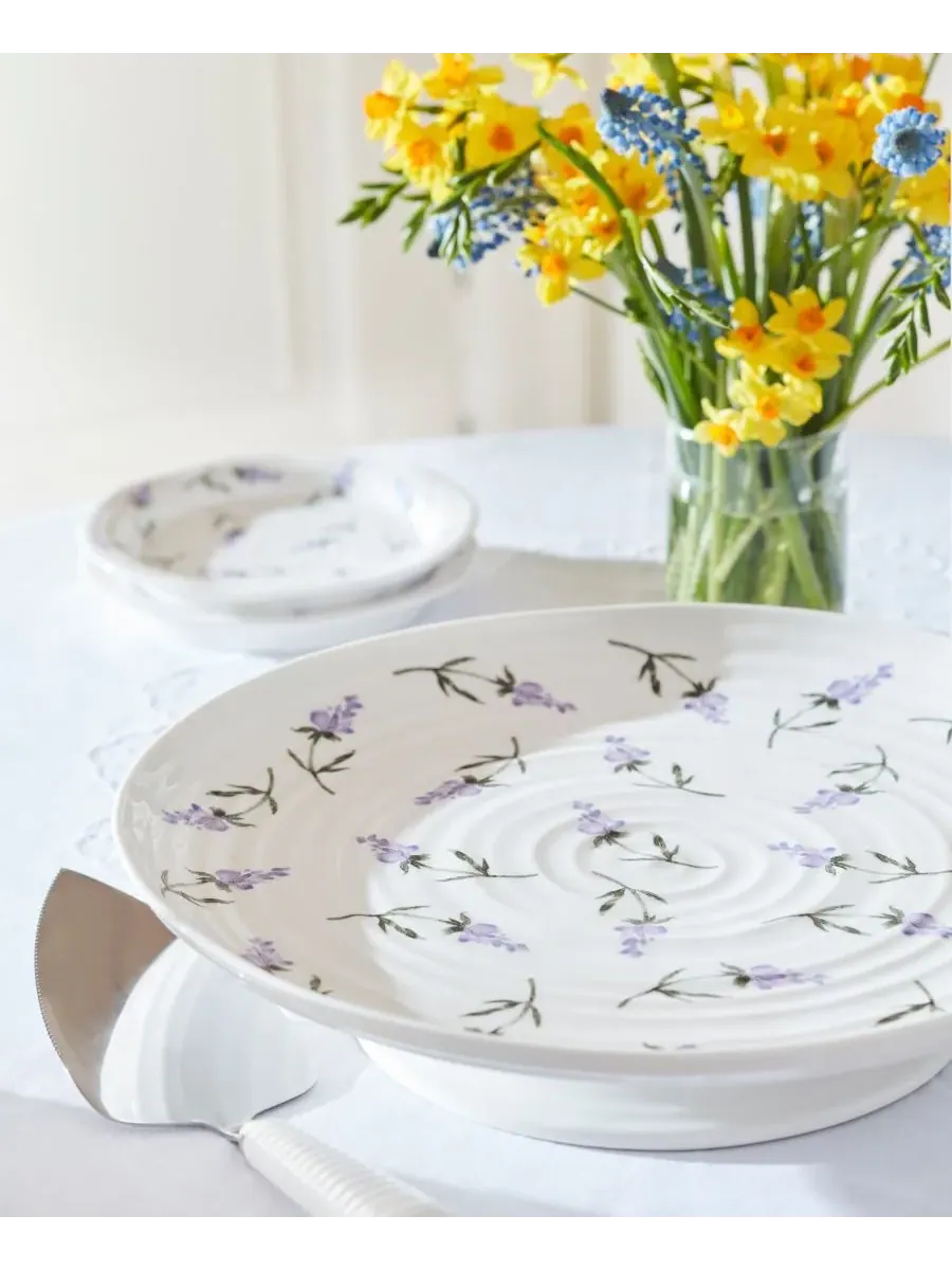 Подставка для торта Sophie Conran Lavandula на ножке Portmeirion — изображение 5 из 5, белый