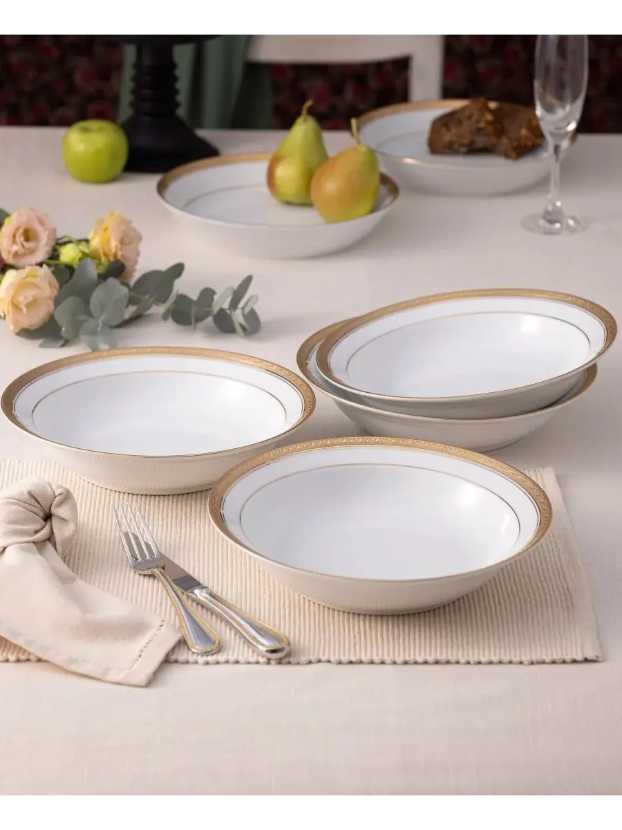 Набор столовых тарелок из 4 предметов Noritake Crestwood Gold, 25 см — изображение 2 из 4, золото