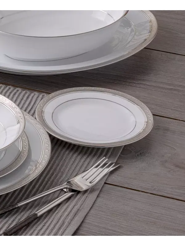 Набор Crestwood Platinum из 4 тарелок для хлеба, масла и закусок, сервиз на 4 персоны Noritake — изображение 3 из 4, белый