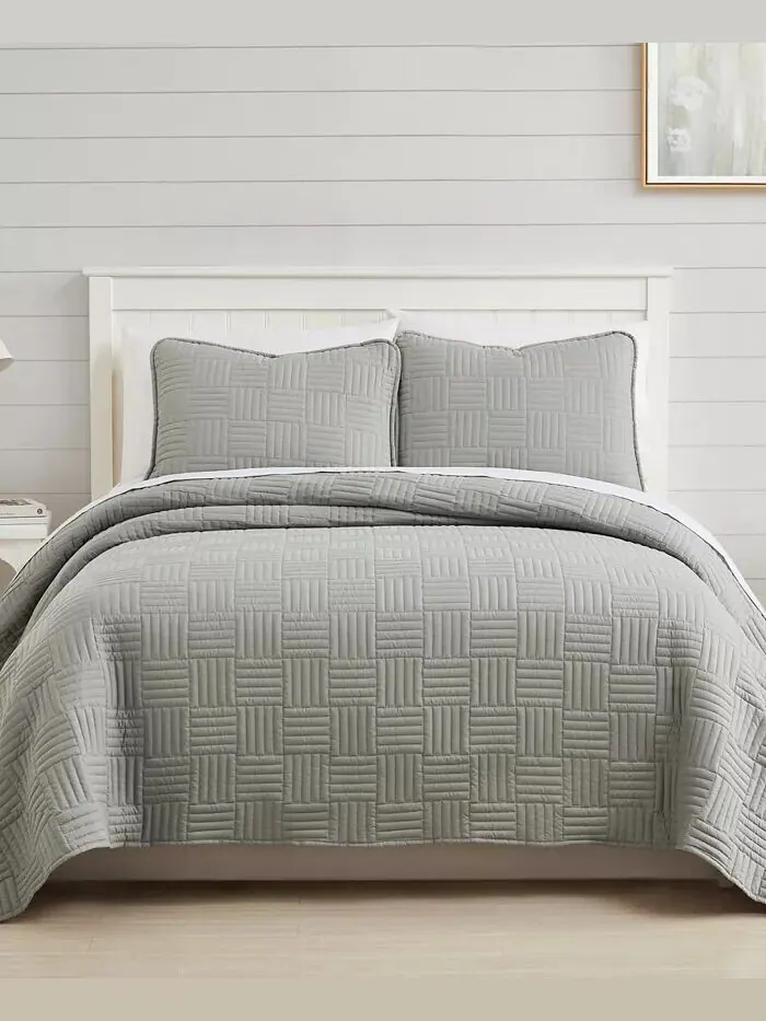 Коллекция наборов одеял «Сетка» Southshore Fine Linens — изображение 1 из 3, серый