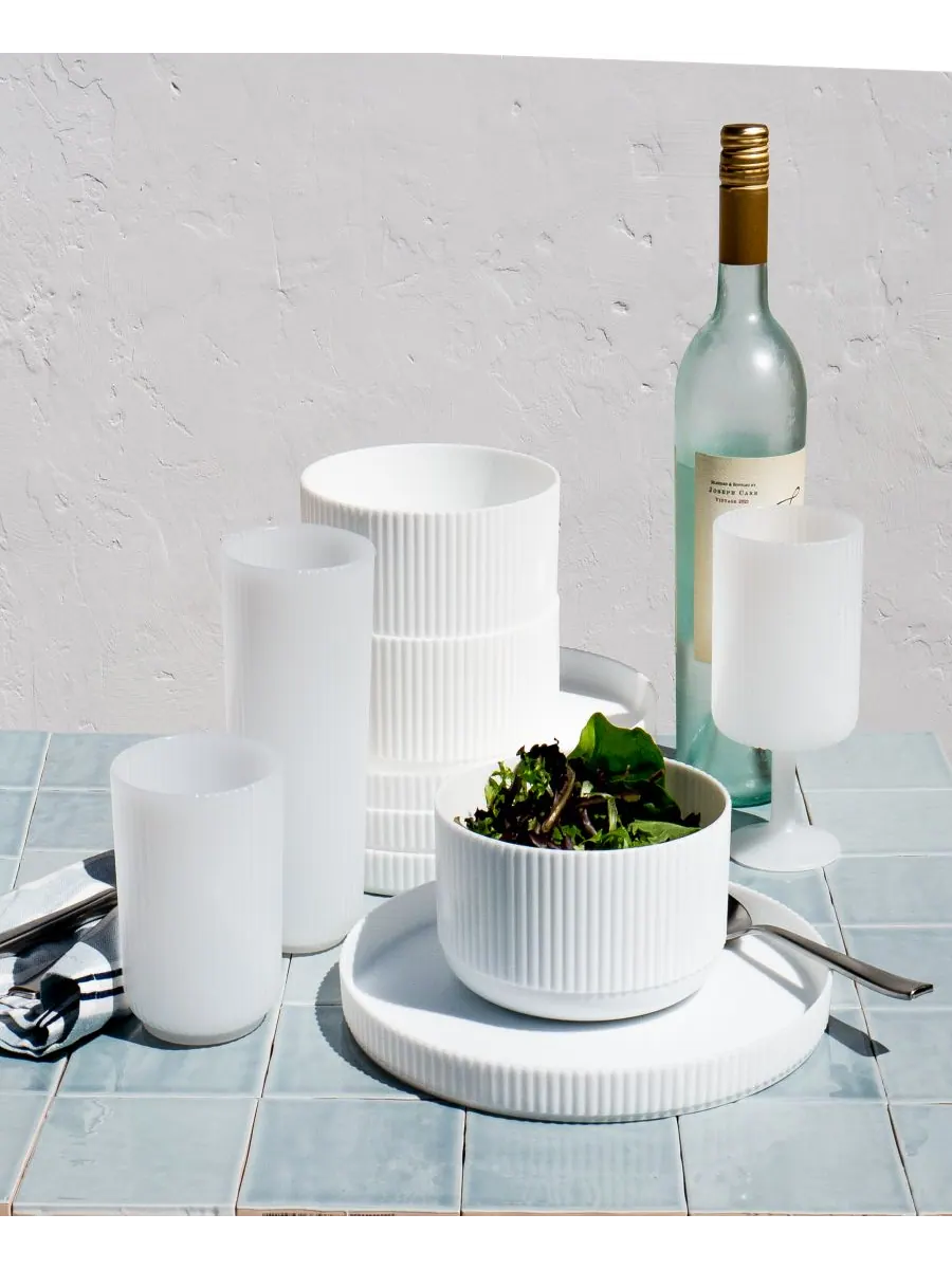 Набор обеденных тарелок Mesa из 4 предметов, на 4 персоны Abode Homewares — изображение 3 из 5, белый