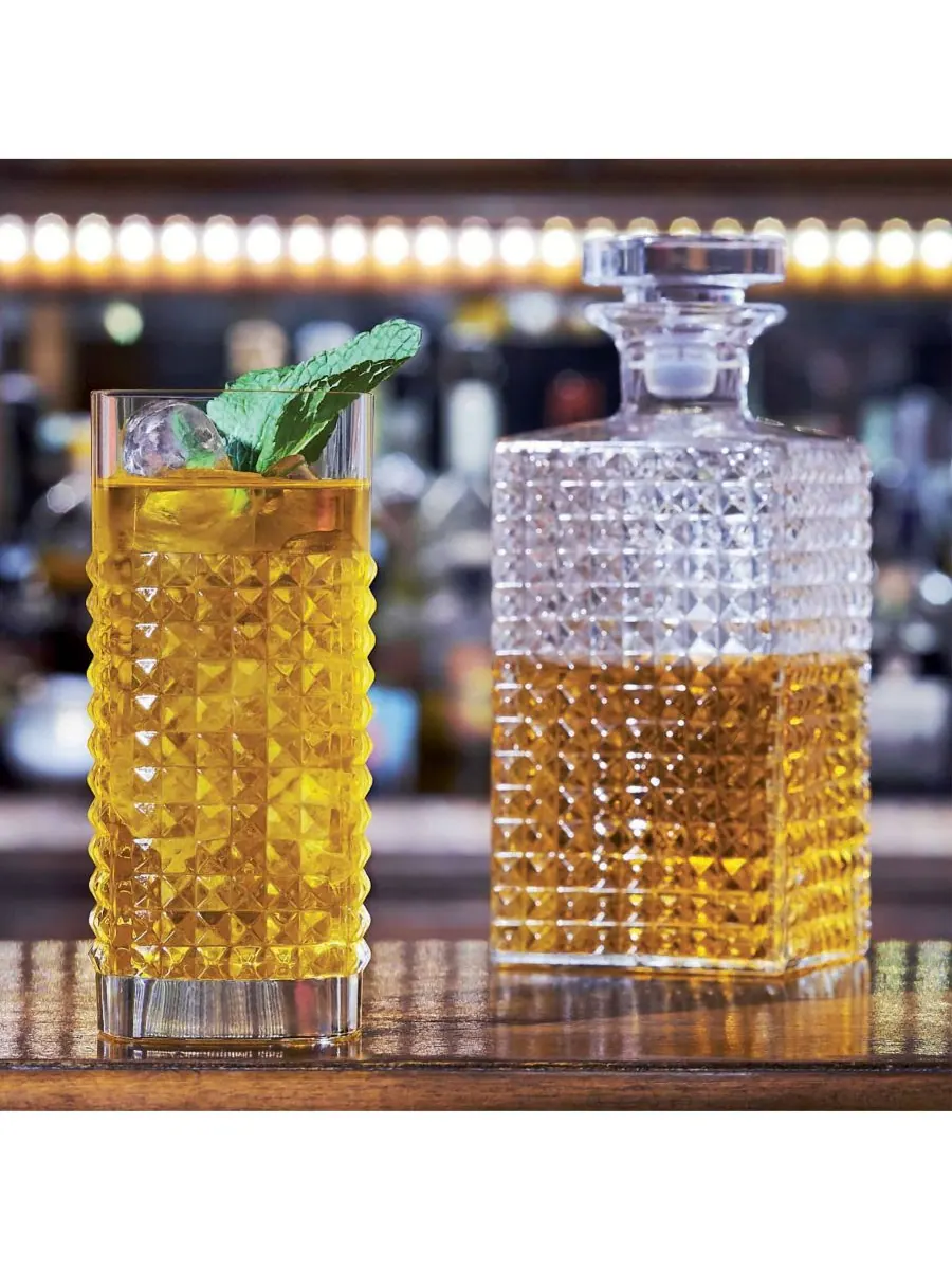 Декантер для коктейлей Mixology Elixer, 26,5 унций Luigi Bormioli — изображение 2 из 3, прозрачный