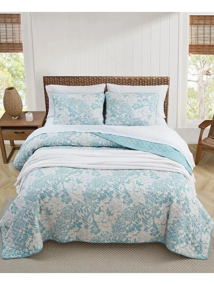 Коллекция двусторонних одеял Laguna Beach Tommy Bahama Home — изображение 2 из 13, синий