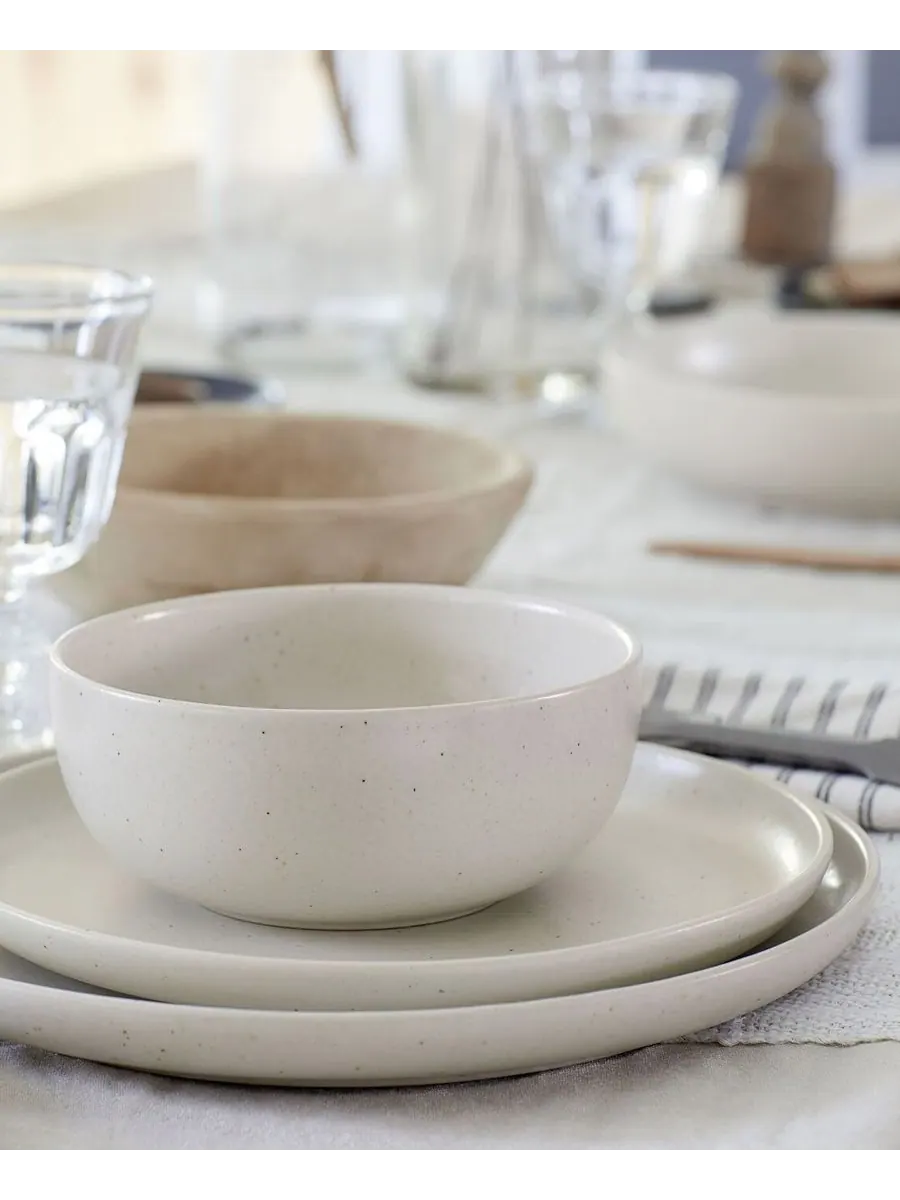 Набор салатных тарелок Pacifica Dinnerware, 4 штуки Casafina by Costa Nova — изображение 4 из 5, ванильный