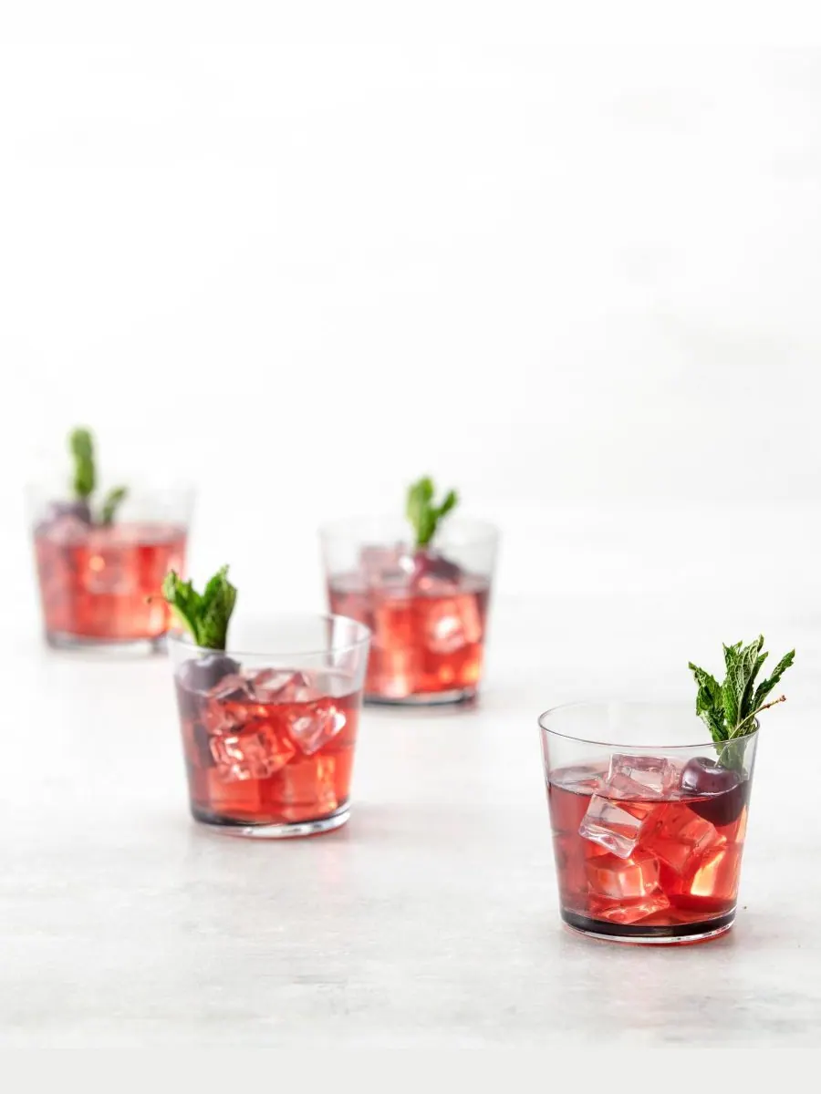 Набор из 4 бокалов для коктейля "Вместе двое" Zwiesel Glas — изображение 6 из 10, серый