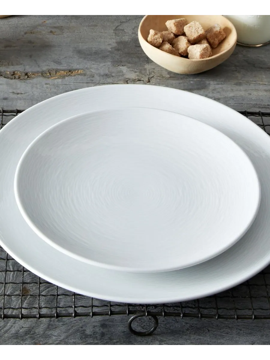Набор из 4 салатных тарелок Swirl Coupe Noritake — изображение 4 из 6, белый