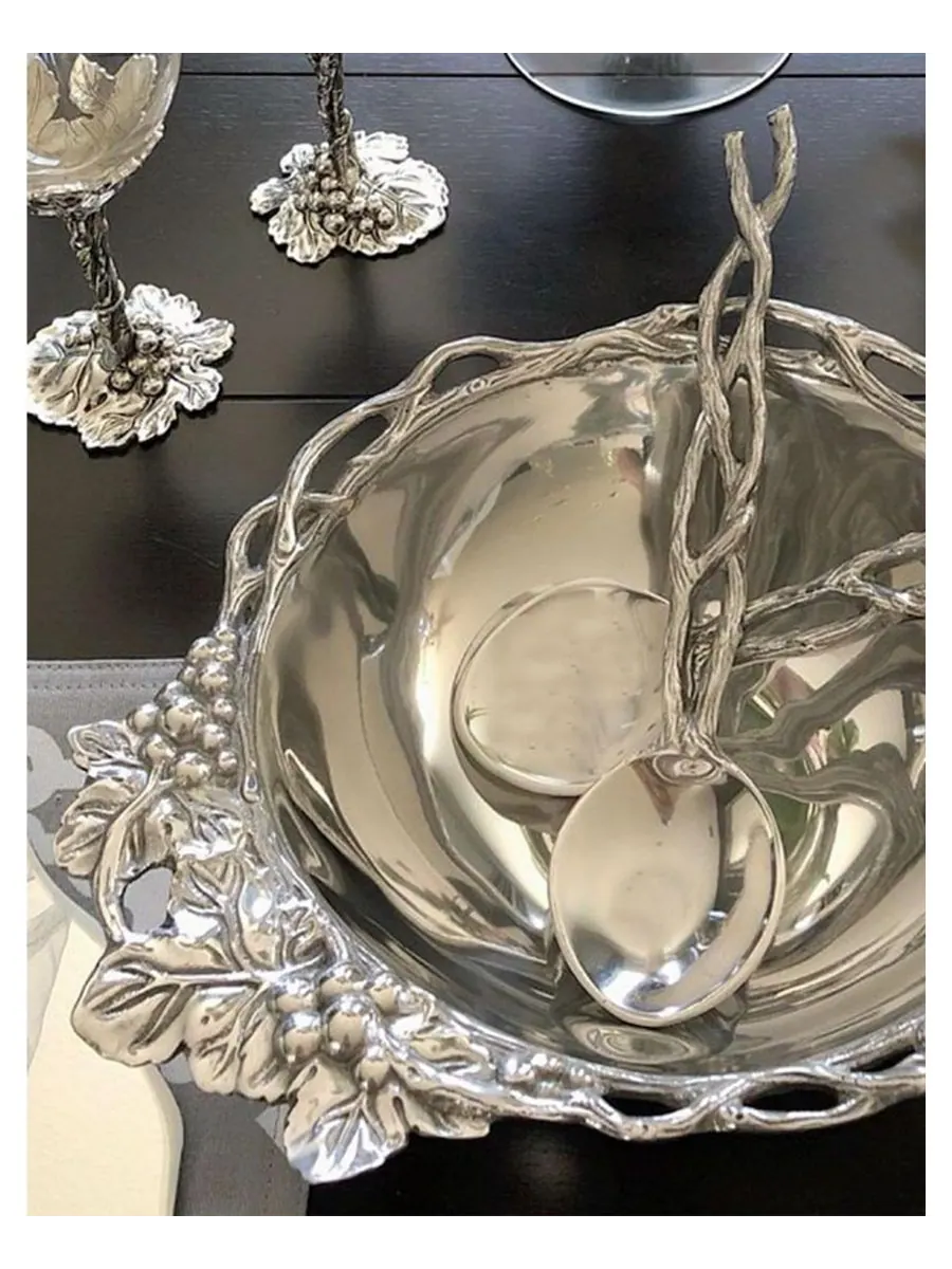 Набор из 3 предметов: алюминиевая салатница и сервировочные тарелки Designs Aluminum Grape Open — изображение 2 из 2