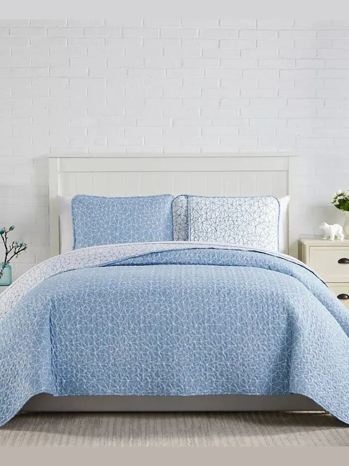 Набор из 3 предметов: одеяло и имитация геометрического лабиринта Southshore Fine Linens — изображение 1 из 1, серый