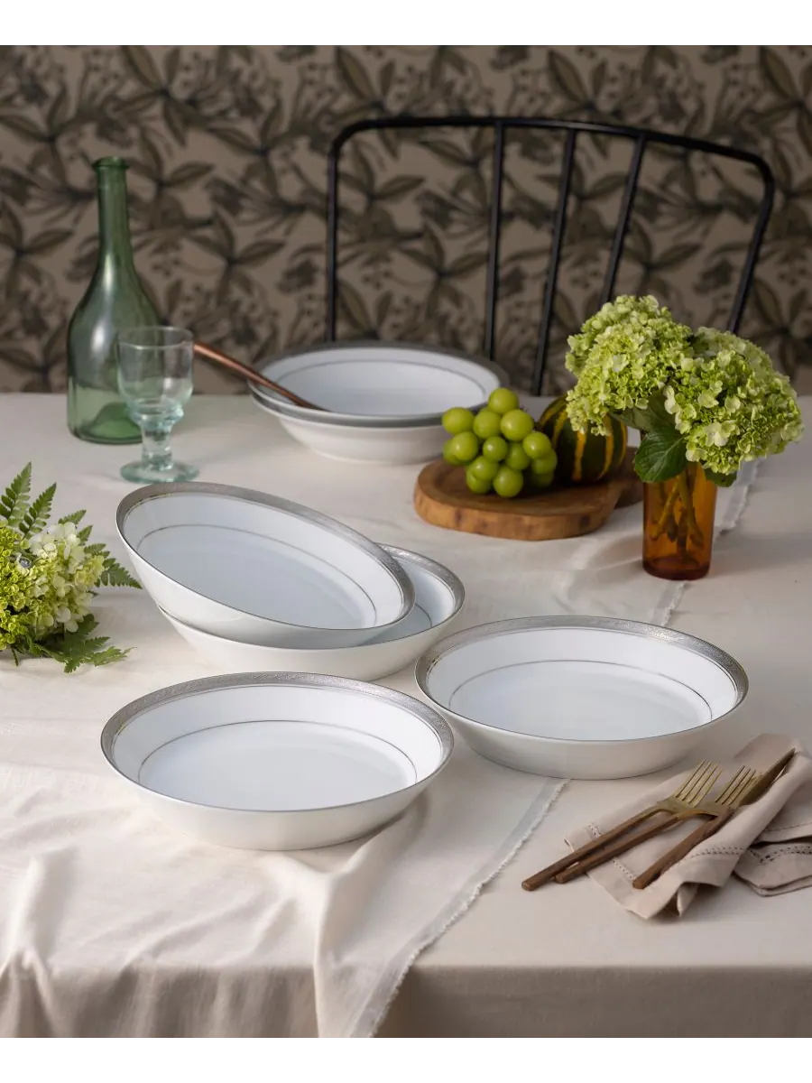 Noritake Набор из 4 обеденных тарелок Crestwood Platinum Coupe, рассчитанный на 4 персоны — изображение 2 из 4, серебристый