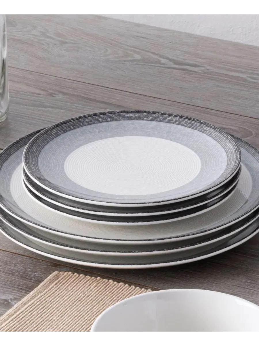 Салатная тарелка Colorscapes Layers Coupe, 21 см Noritake — изображение 8 из 20, темно-серый
