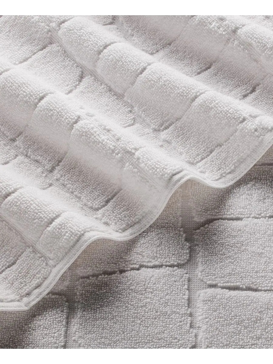Хлопковая мочалка heritage croc scale, 13 x 13 дюймов. Lacoste Home — изображение 6 из 8, белый