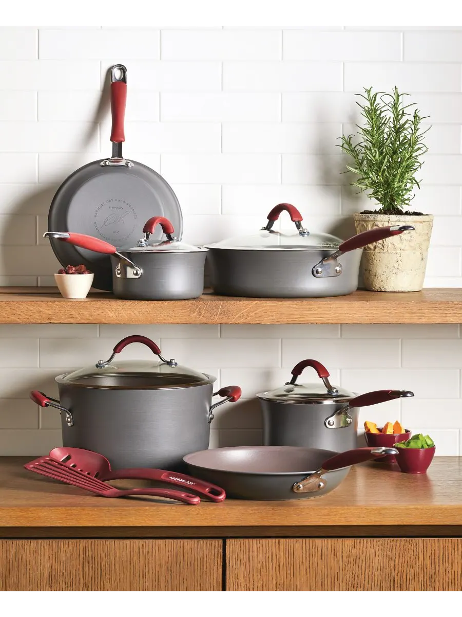 Набор посуды Cucina с антипригарным покрытием, 12 предметов Rachael Ray — изображение 6 из 8, красный