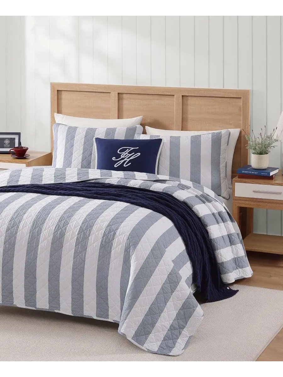 Комплект стеганого одеяла Capri Stripe Cotton Reversible Tommy Hilfiger — изображение 2 из 7, белый синий