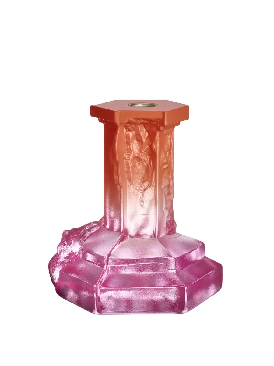 Большие подсвечники Rocky Baroque Spicy Kosta Boda — изображение 2 из 5, розовый