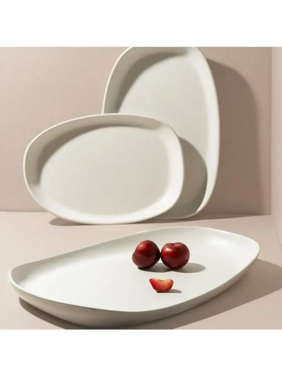 Миниатюрное длинное сервировочное блюдо из каменной керамики Gharyan Stoneware — изображение 3 из 3, белый