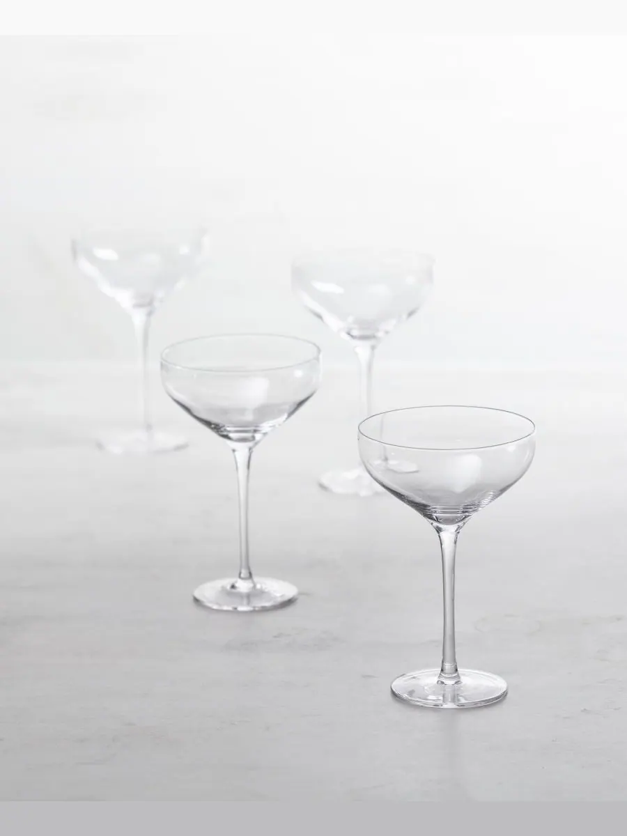 Набор из 4 коктейльных бокалов Gala Coupe Fortessa — изображение 3 из 7, прозрачный
